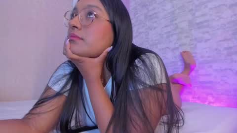 Ella online show from 02.14.25