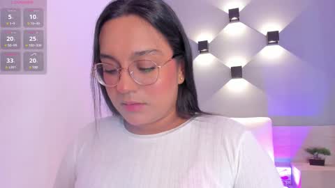 Ella online show from 03.11.25