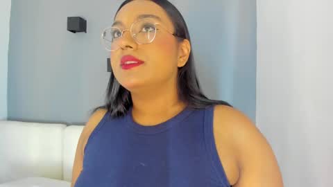 Ella online show from 10.11.25