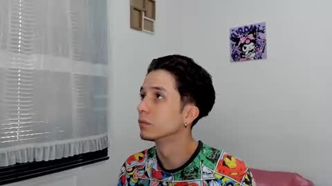 Snapshot of ellancain chatting on 06.10.26 Ella and Cain online show from 06.10.26