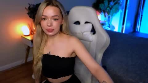 Ella online show from 03.01.26