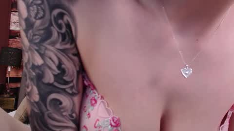 Elle online show from 02.13.26