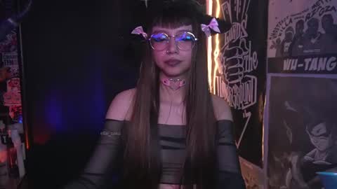 follow me on instagram .    online show from 11.18.25