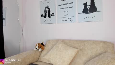 Yiss online show from 01.18.25