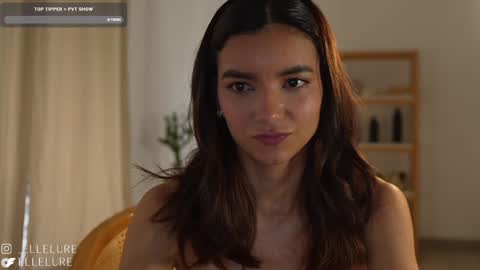 Linda Restrepo online show from 02.04.25