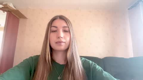 Snapshot of elliaudirsch chatting on 07.03.26 elliaudirsch online show from 07.03.26