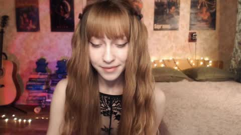 ellie_friendly online show from 12.16.24