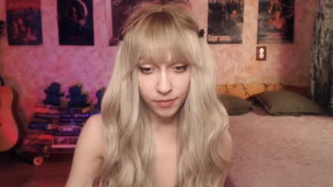 ellie_friendly online show from 01.31.25