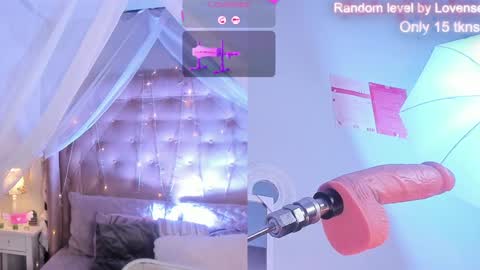  Ellie Jhonson  online show from 02.06.25