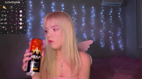 ellie online show from 12.02.25