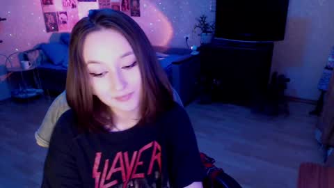 Snapshot of ellie_vibe chatting on 01.06.25 Eleonora online show from 01.06.25