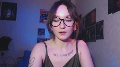 Snapshot of ellie_vibe chatting on 01.29.25 Eleonora online show from 01.29.25