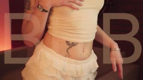 elliecutes online show from 12.21.25