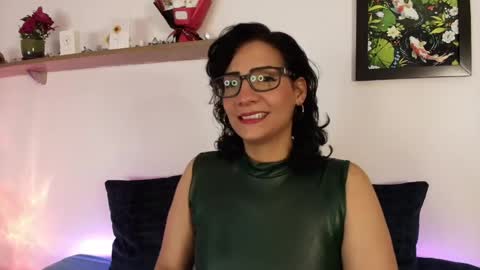 elliee1 online show from 04.18.26