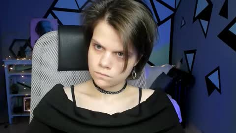 elliemurler online show from 10.03.25