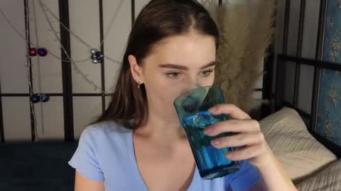 just Emily  online show from 01.11.25