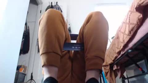 Snapshot of ellierowyn chatting on 01.17.26 Ellie Rowyn online show from 01.17.26