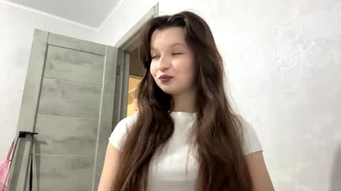 Snapshot of ellieschuffert chatting on 12.01.25 Ellie online show from 12.01.25