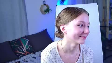 Elli online show from 03.23.26