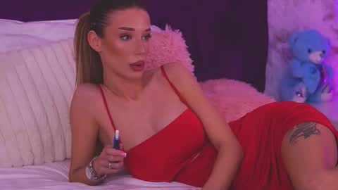 EllinaNuria online show from 03.10.26