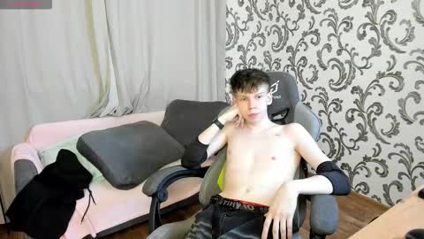 elliot_mars_ online show from 10.15.25