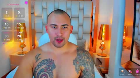 E L L I O T    V E L E Z online show from 10.29.25