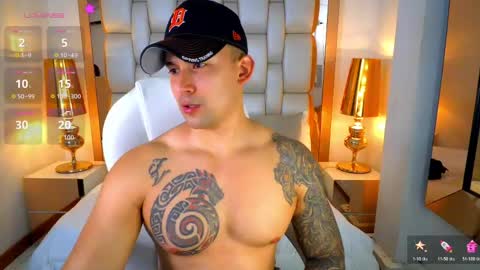 E L L I O T    V E L E Z online show from 04.18.26