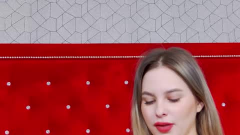 Elsa Jean online show from 10.27.25