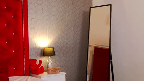 Elsa Jean online show from 11.14.25