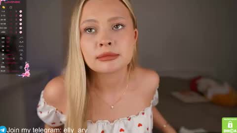 elly_ary online show from 10.14.25
