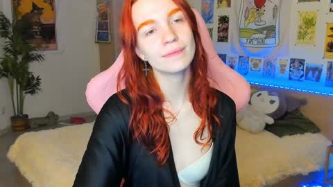 Snapshot of elly_milas chatting on 12.10.24 Elly     Fansly  online show from 12.10.24