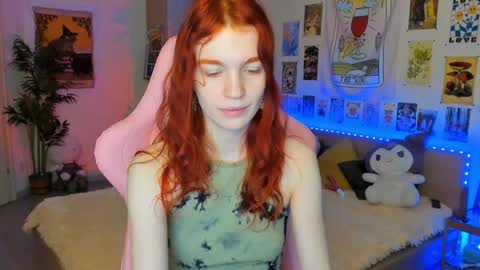 Snapshot of elly_milas chatting on 01.17.25 Elly     Fansly  online show from 01.17.25