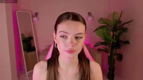 Snapshot of ellya_me chatting on 01.07.26 Ellya online show from 01.07.26