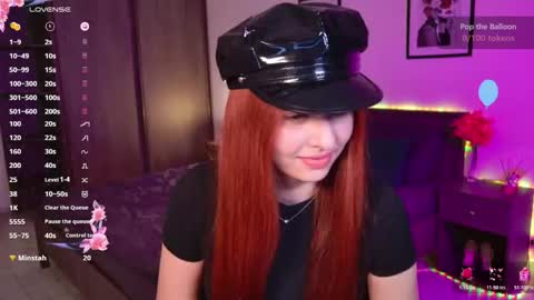 Snapshot of ellypeach chatting on 02.02.26 EllyPeach online show from 02.02.26