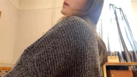 Snapshot of ellyspoerer chatting on 05.14.26 Sonya online show from 05.14.26