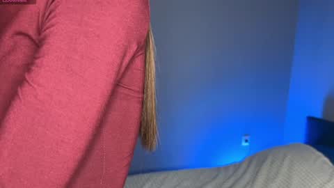 Snapshot of ellzabeth_ellison chatting on 02.04.25 Im online Fri Sun Mon Tue Thu Fri Sat3 from 1000 online show from 02.04.25