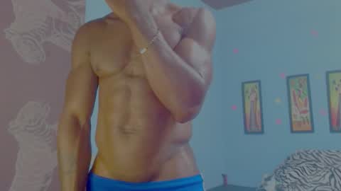 elmiltonnjakee online show from 02.03.26