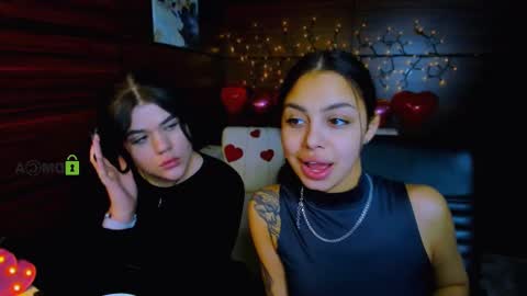 Snapshot of elmira_rose chatting on 02.15.25 Elmi online show from 02.15.25