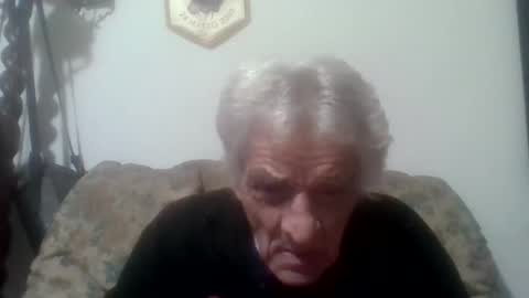 elmo191271 online show from 10.17.25