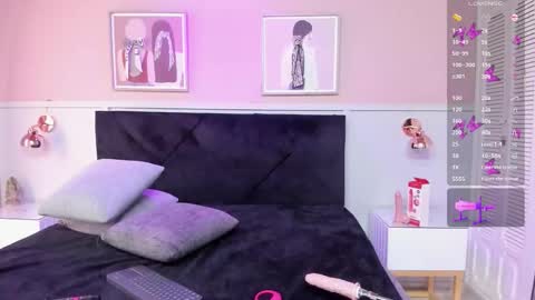 Elodie  online show from 11.09.25