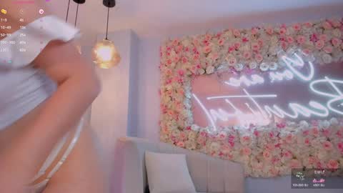 ELOISA OLIVERO online show from 02.02.25