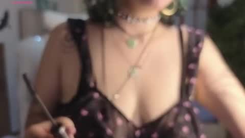 Snapshot of eloisee_ chatting on 02.08.26 Eloise . online show from 02.08.26