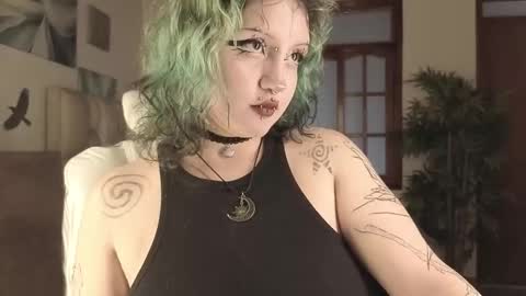 Snapshot of eloisee_ chatting on 02.18.26 Eloise . online show from 02.18.26