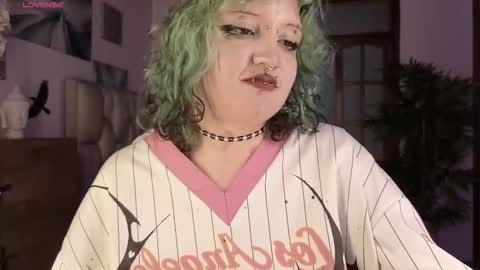 Snapshot of eloisee_ chatting on 02.19.26 Eloise . online show from 02.19.26