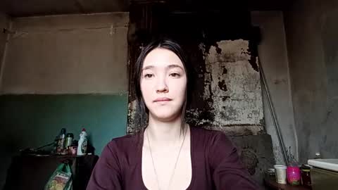 Snapshot of elouisevallian chatting on 06.19.26 Elara online show from 06.19.26