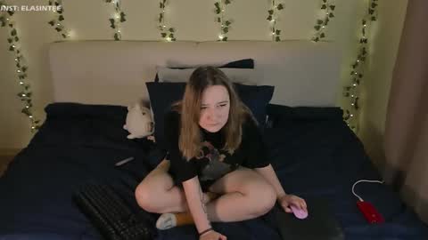 Ela give me a thumbs up if you like it  and this is important for the development of the account online show from 11.21.25