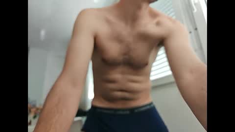 Snapshot of elrubiyo25 chatting on 06.10.26 elrubiyo25 online show from 06.10.26
