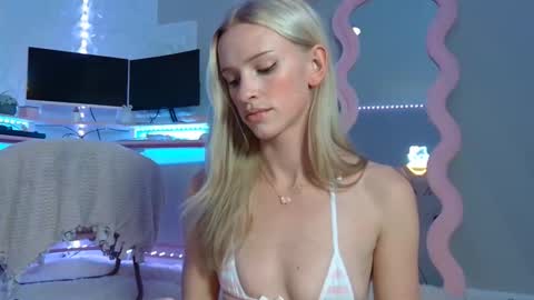 elsa_may online show from 01.15.26