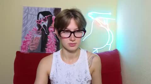 Snapshot of elsaangel chatting on 09.19.25 elsaangel online show from 09.19.25