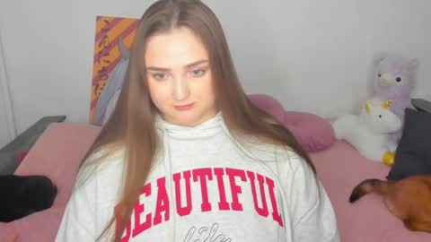 Snapshot of elsamails chatting on 01.04.25 Elsa online show from 01.04.25